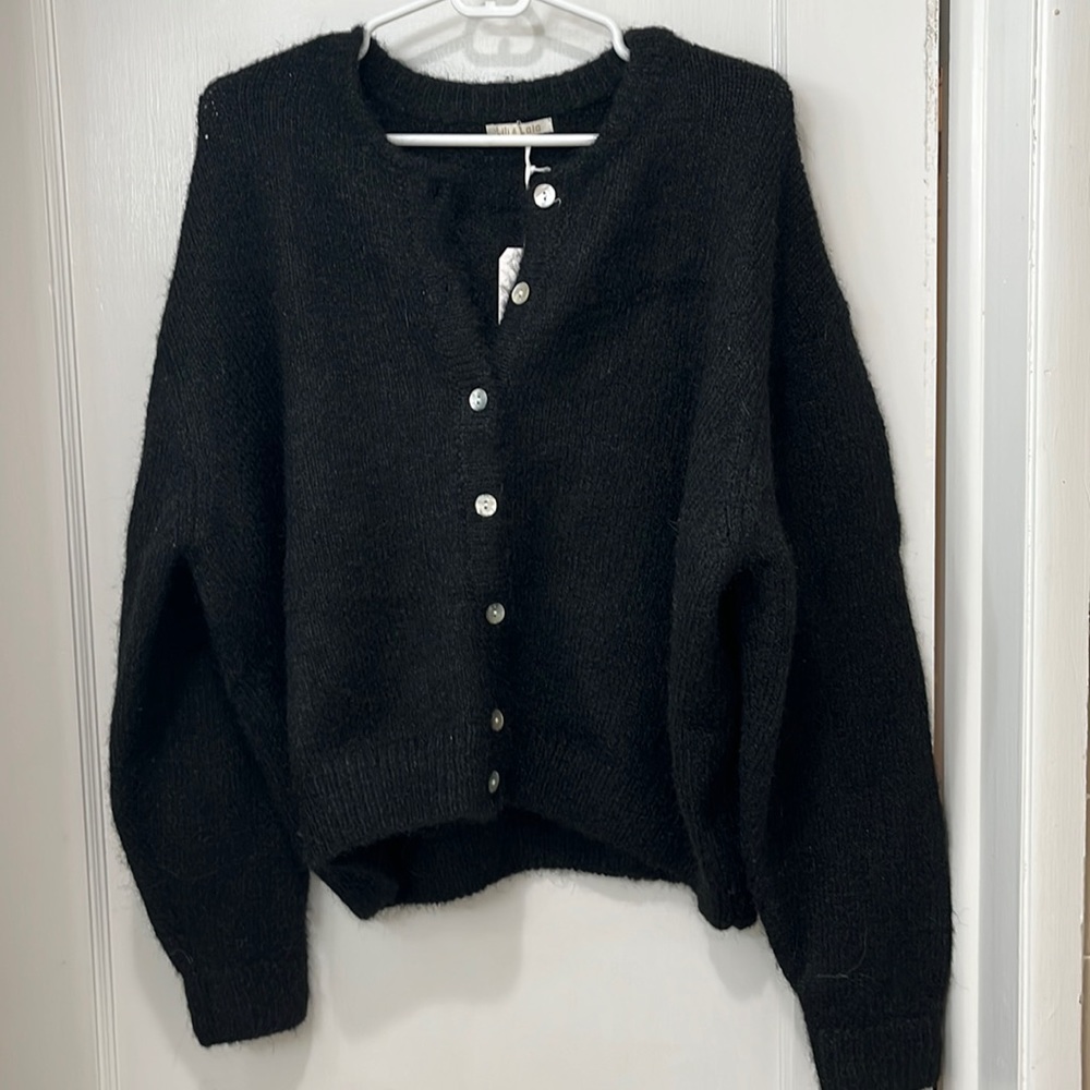 Brand new Easy Clothes sweater